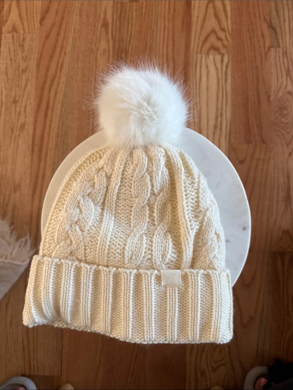 NWT PINK Victoria's Secret Cream Cable Knit Pom Pom Beanie